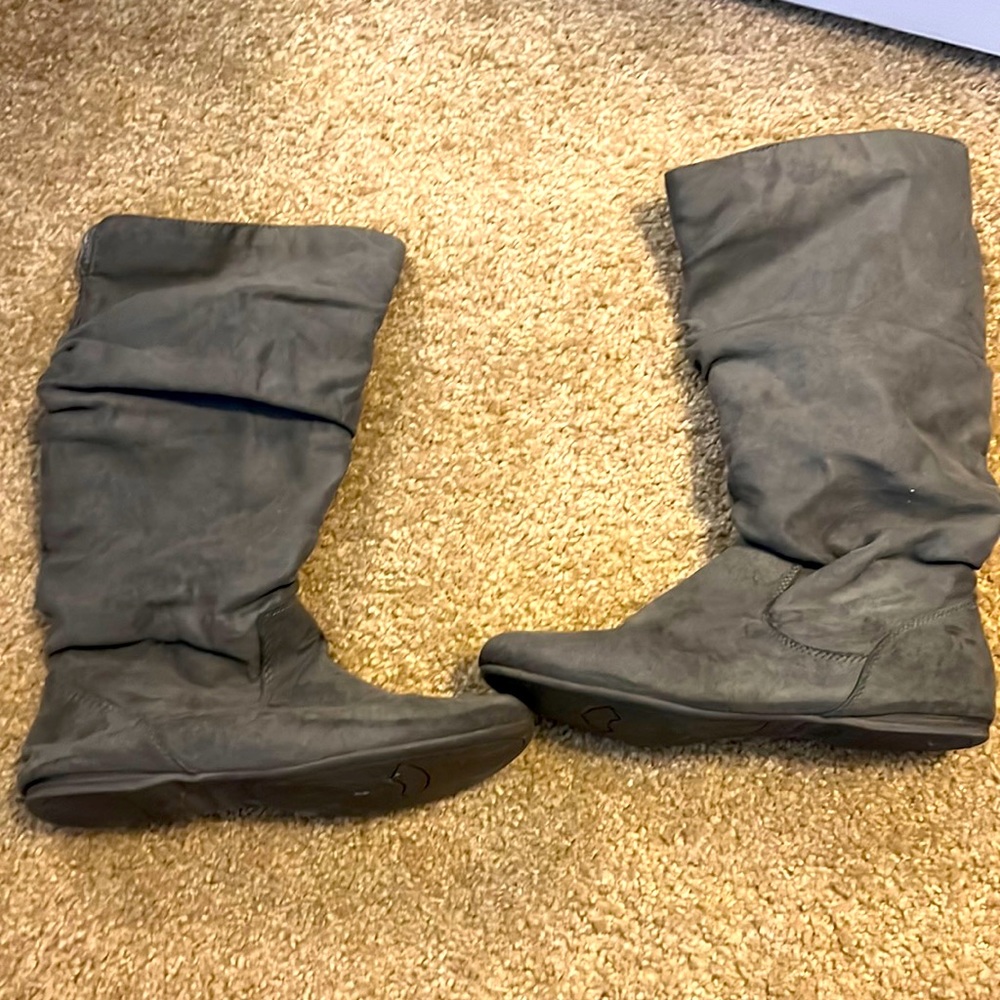 Gray boots